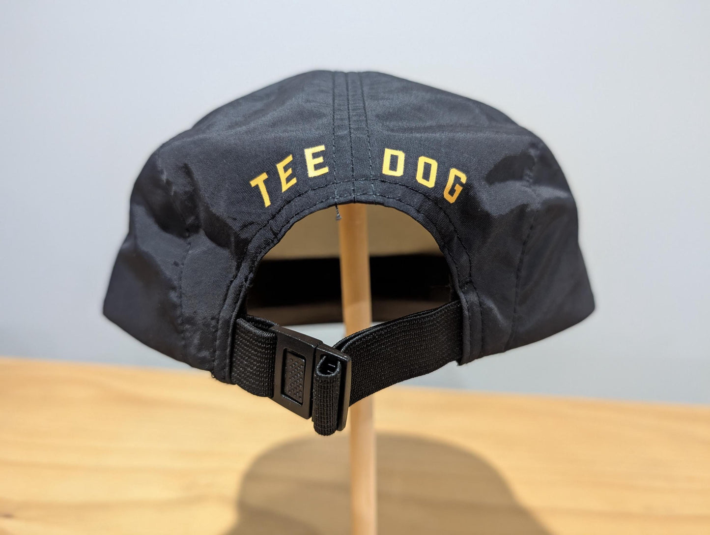 Retro Running Hat – Recycled Nylon 5 Panel Cap – Vintage Style Run Track Mind Headwear – Logo Performance Hat – Eco Friendly Sportswear