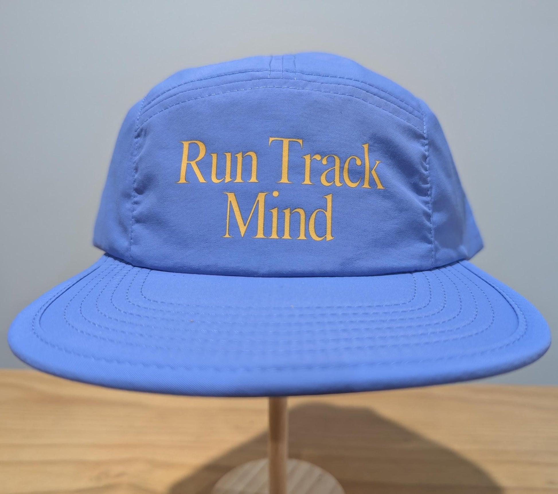 Blue Running Hat – Recycled Nylon 5 Panel Cap – Run Track Mind Retro Sportswear – Peach Logo Performance Headwear – Unisex Training Gear